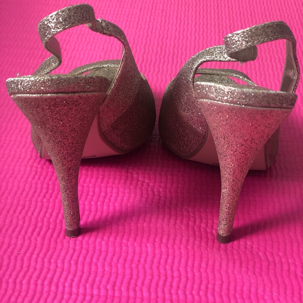 Call it Spring! glitter blush heels - Picture 4 of 6